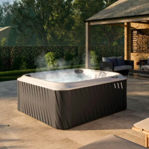 J-245 | 6–7 Seater Hot Tub | Jacuzzi