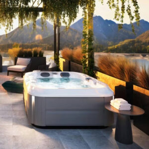 J-315 | 2–3 Seater Hot Tub | Jacuzzi