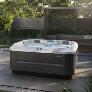 J-332 | 5–6 Seater Hot Tub | Jacuzzi